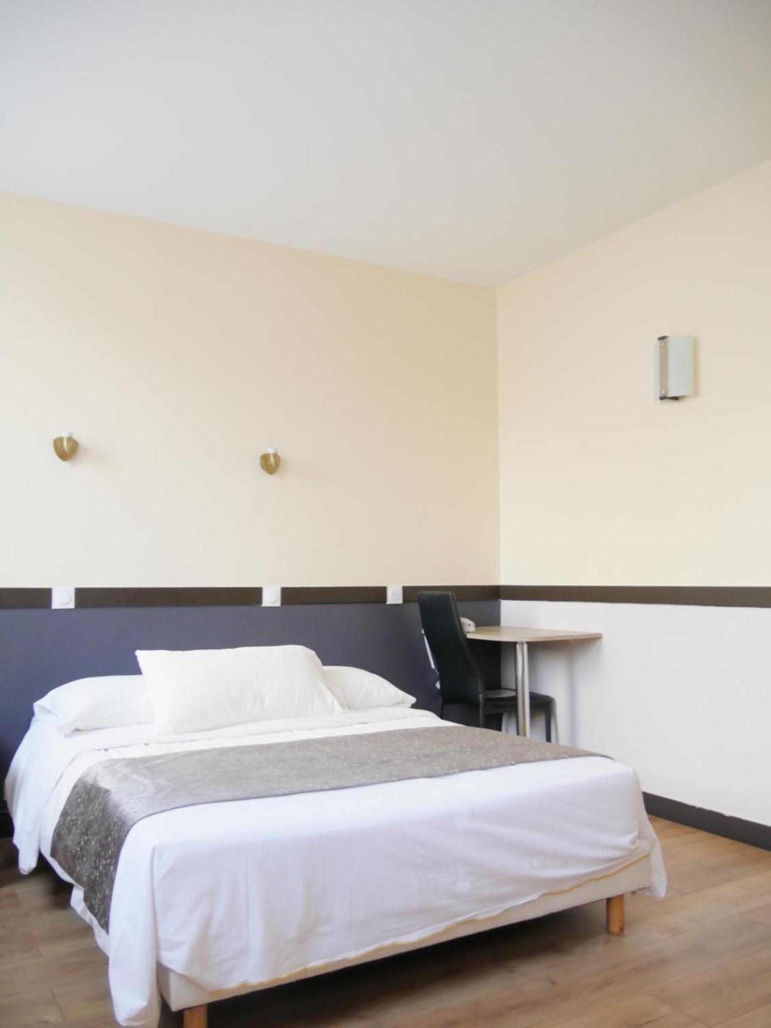 Hotel Des Bains A 10 Min De Paris Maisons-Alfort Zewnętrze zdjęcie