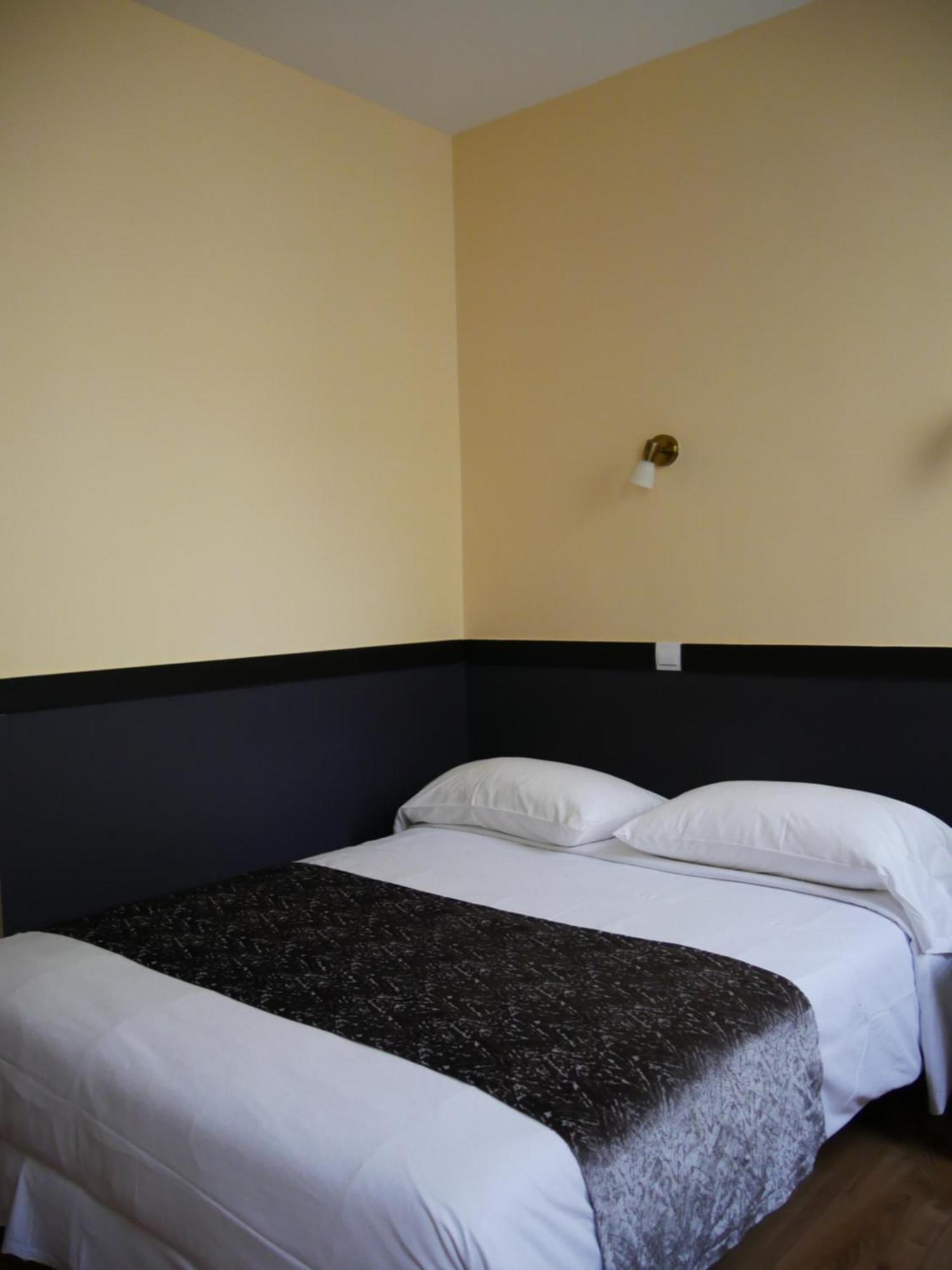 Hotel Des Bains A 10 Min De Paris Maisons-Alfort Zewnętrze zdjęcie