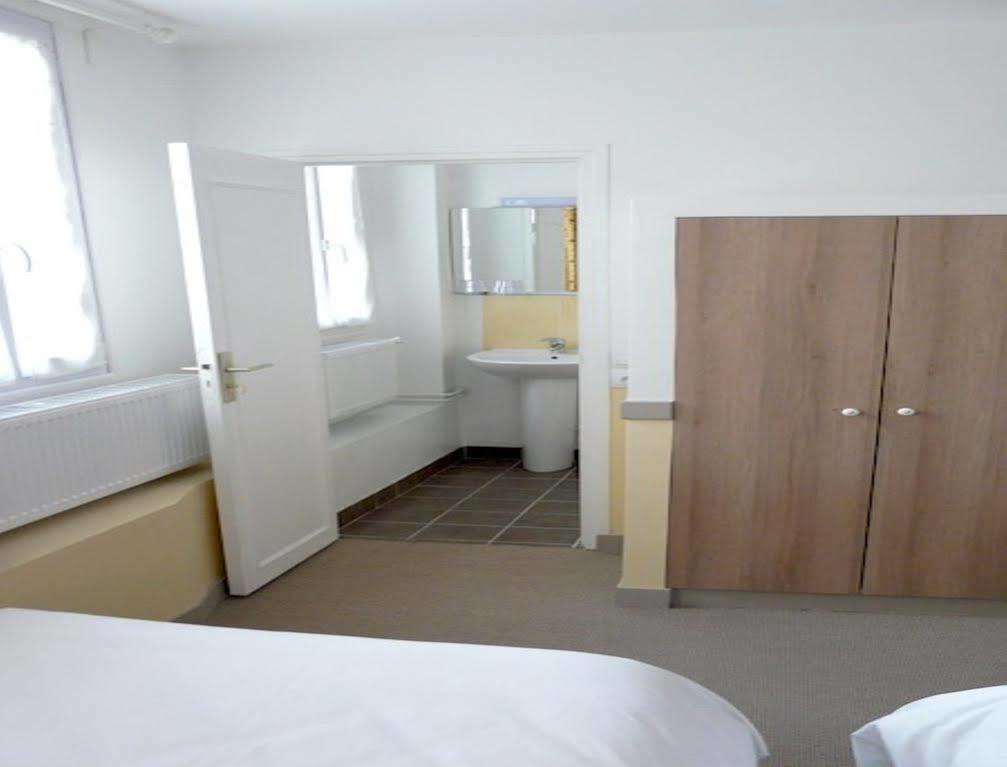 Hotel Des Bains A 10 Min De Paris Maisons-Alfort Zewnętrze zdjęcie